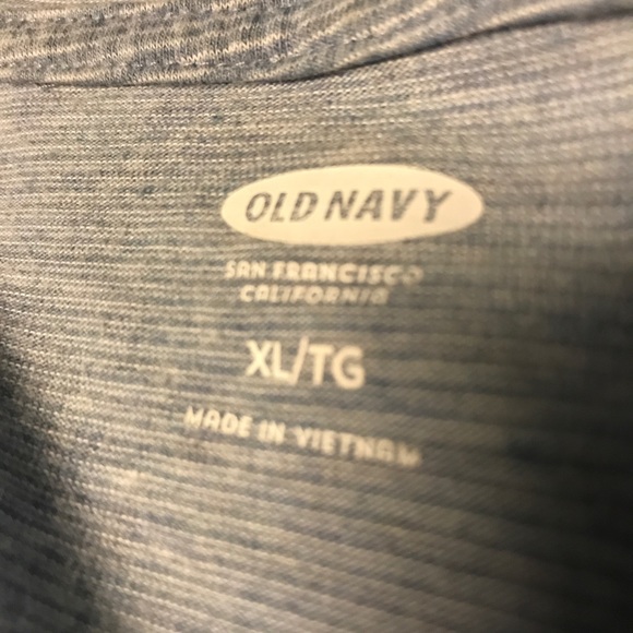 Various shirts - Picture 5 of 7